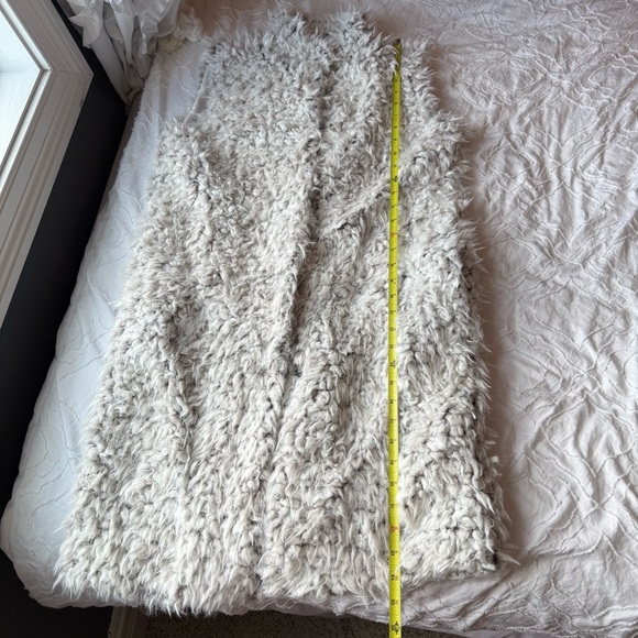 Love Token White Grey Teddy Sherpa Jacket Vest Longline - Picture 6 of 9